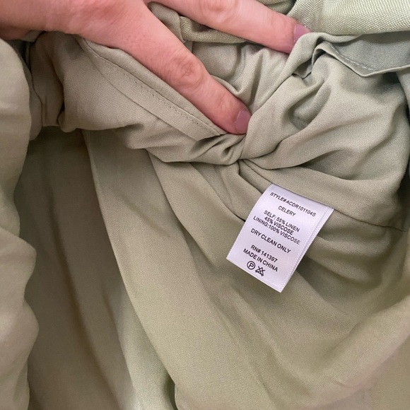 ASTR The Label Pale Green Smocked Tiered Midi Sundress Spaghetti Strap Small - Picture 3 of 6